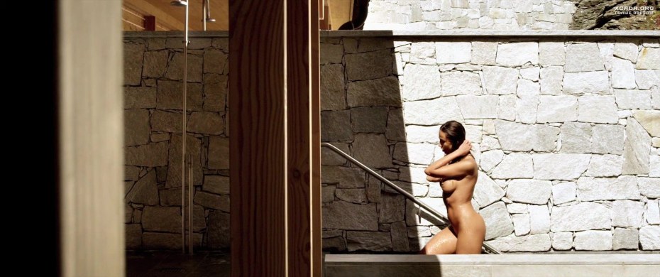 Мадалина Генеа плейбой