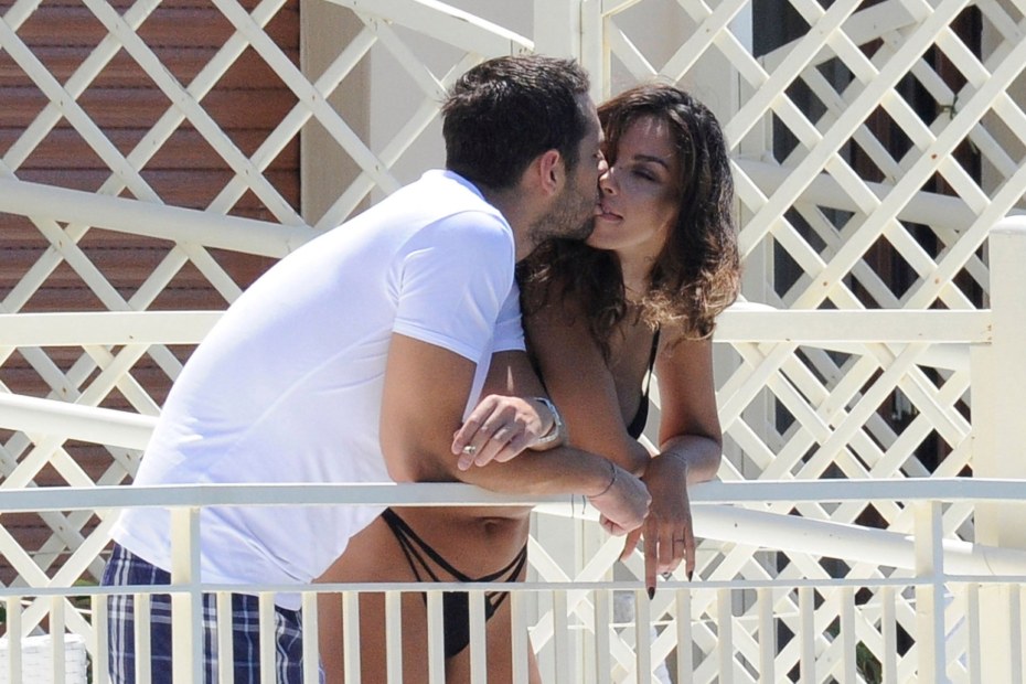 Мадалина Диана Генеа голая