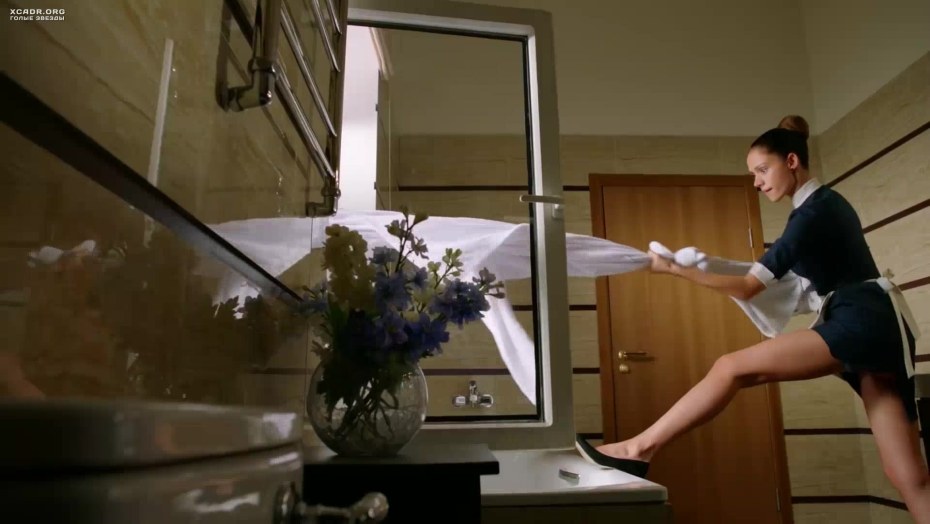 Нина Добрев hot Scene вампиры