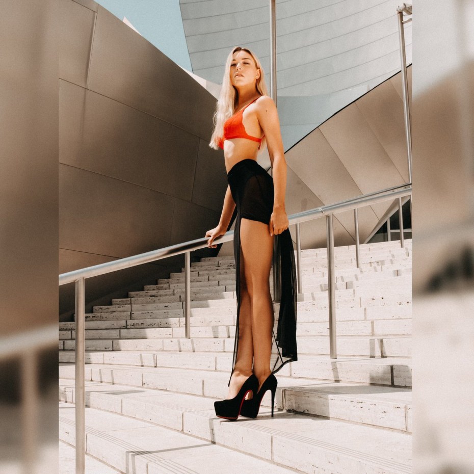 Футанари Юри хентай Эльза