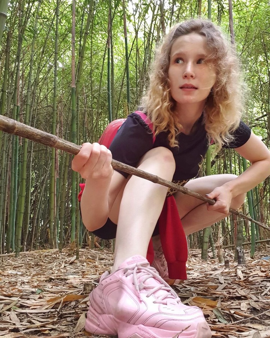 Лиза монеточка горячие