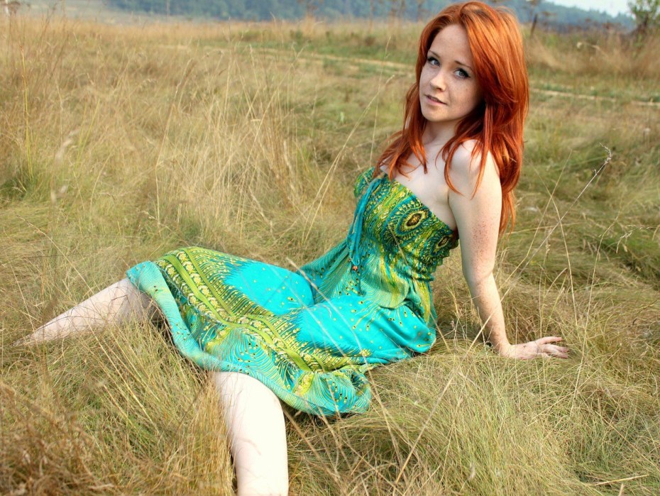 Маргарита Дирдж топлес