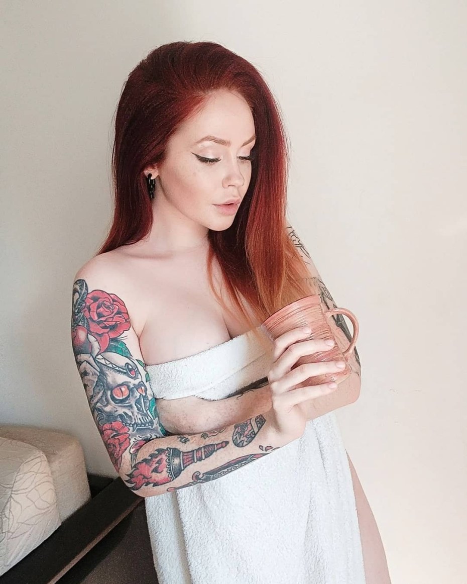 Маргарита Дирдж топлес