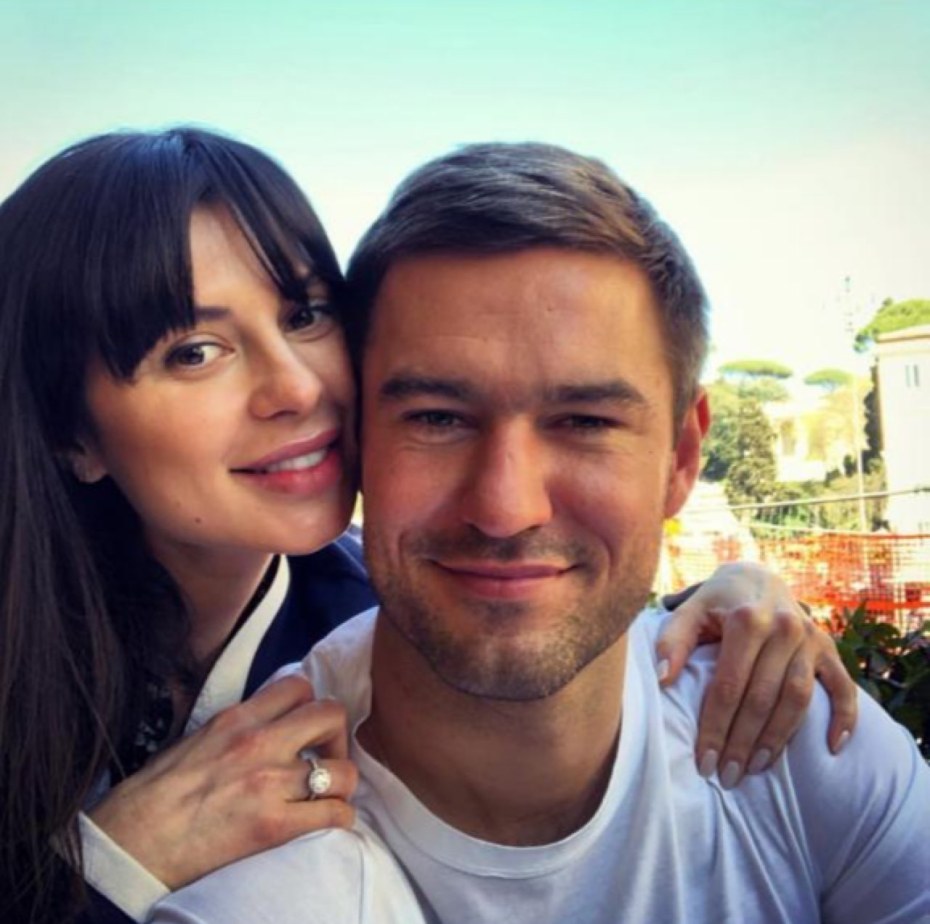 Мила Сивацкая в Нижнем белье в сериале Гранд отель