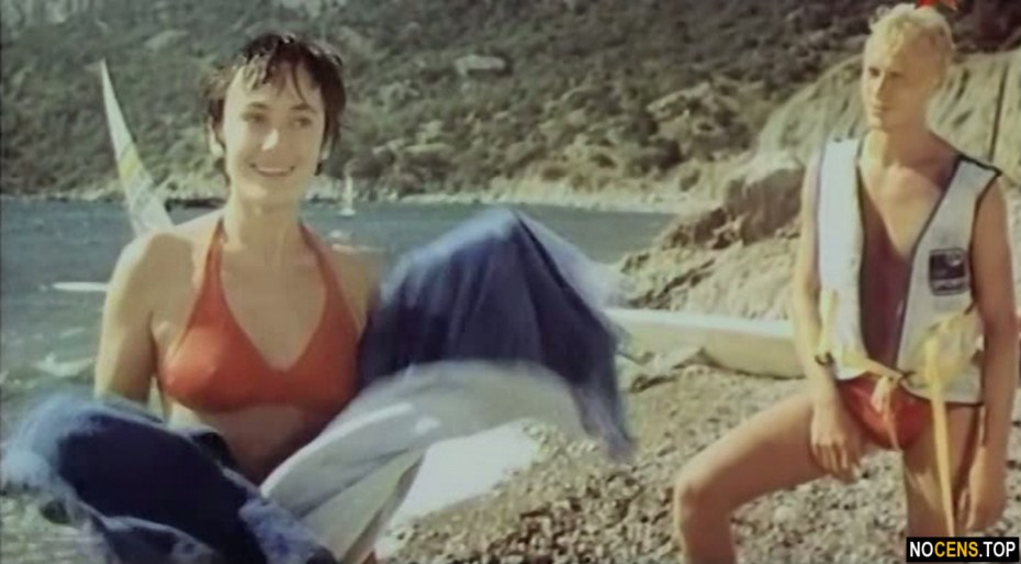 Лариса Гузеева в молодости в купальнике