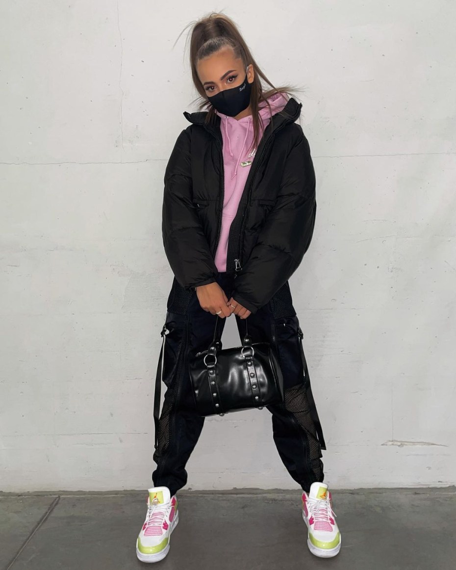 Валя Karna.Val 2021 слив онлифанс