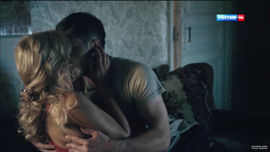 Peyton Coast & Ally Tate in lubed teen threesome