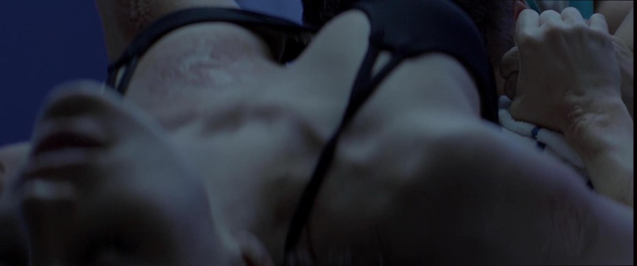 Джиллиан Мюррэй ягодицы