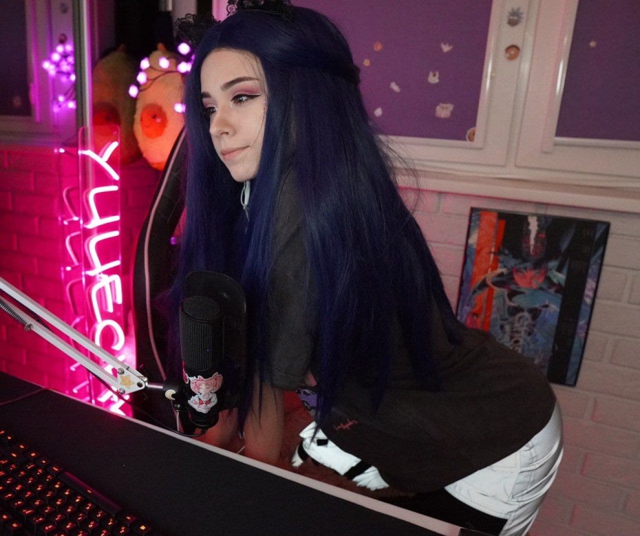 Даша Воскресенская Юечка стримерша