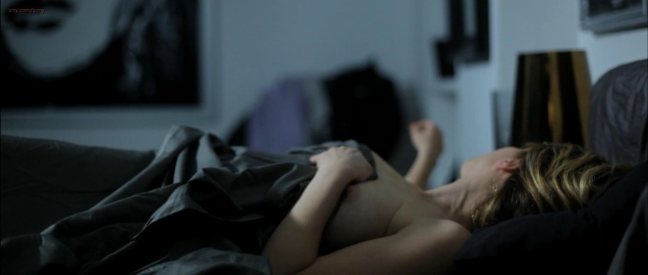 Клаудия Джерини сиськи