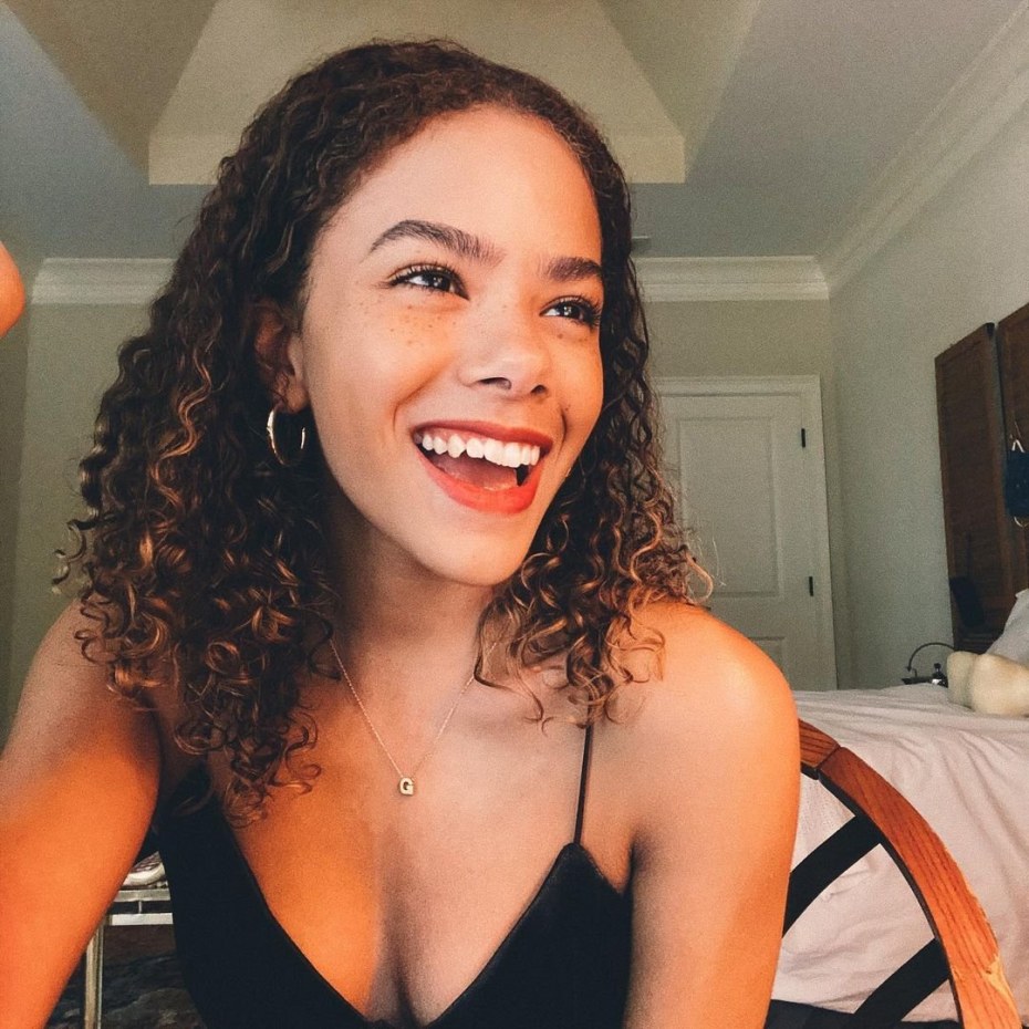 Антония Джентри