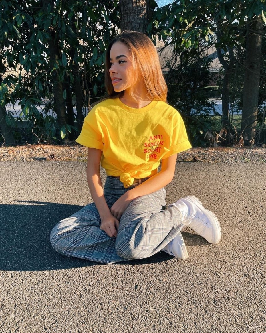 Антония Джентри в 2022