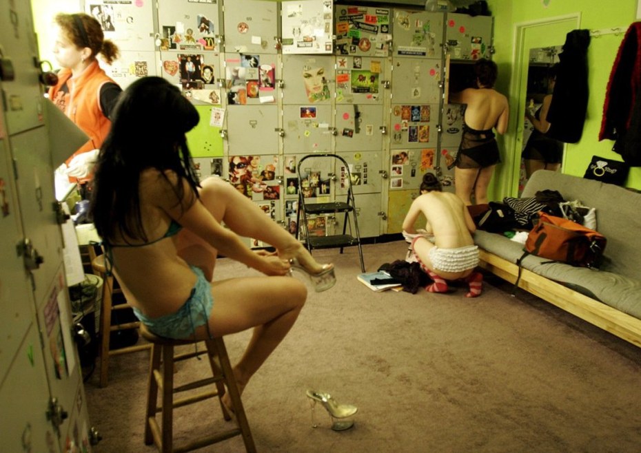 Голая в Советском общежитии