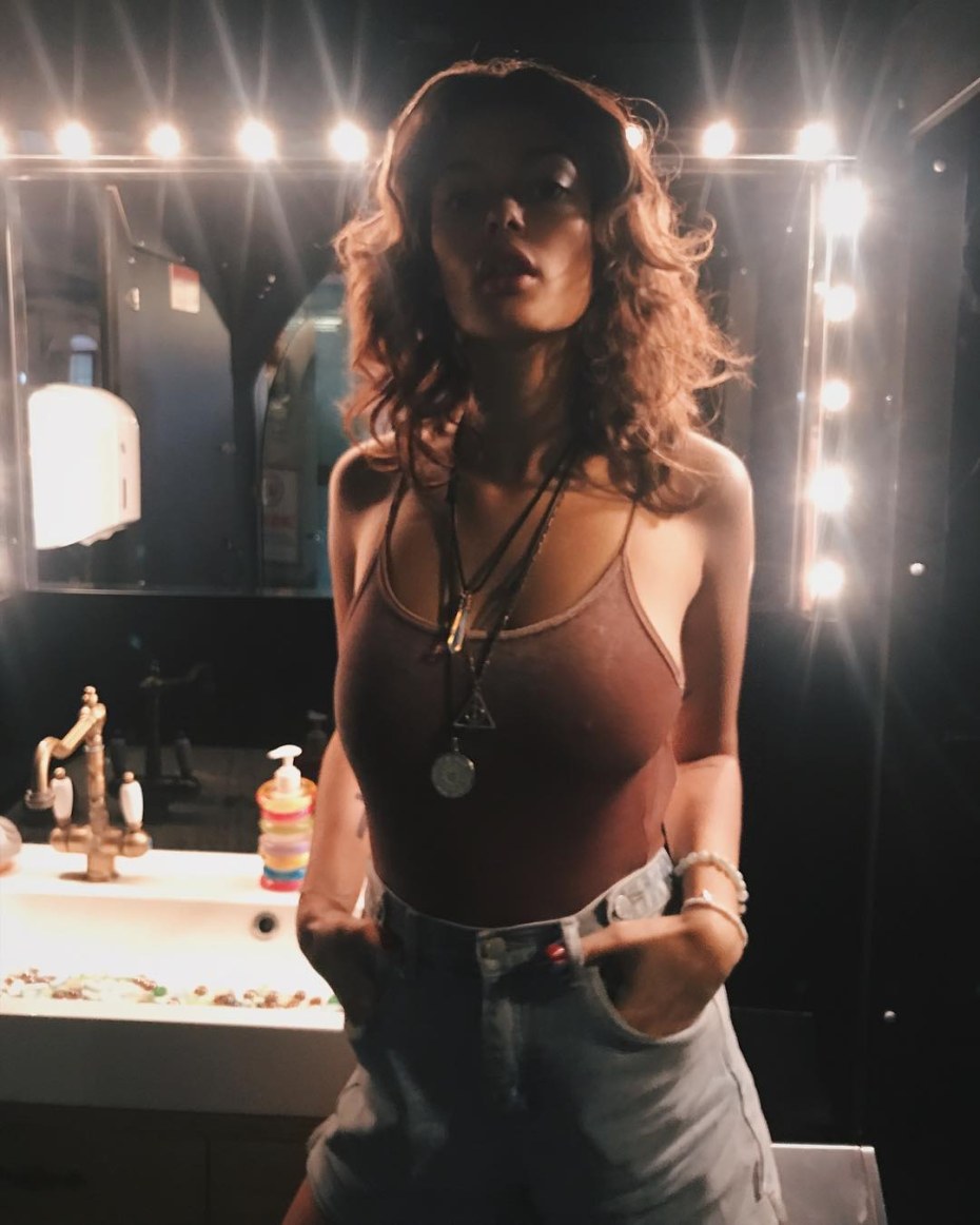 Лиза Адаменко слив