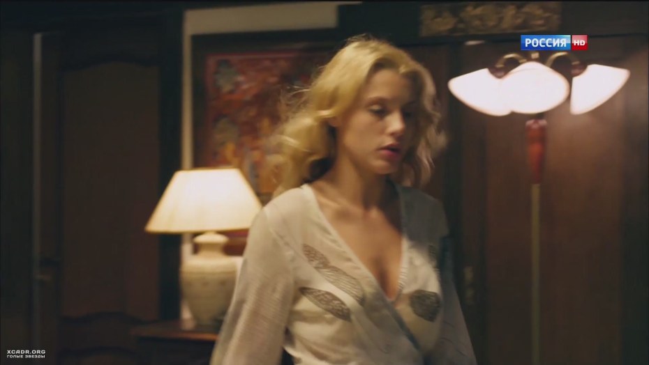 Любовь Аксенова постельные сцены