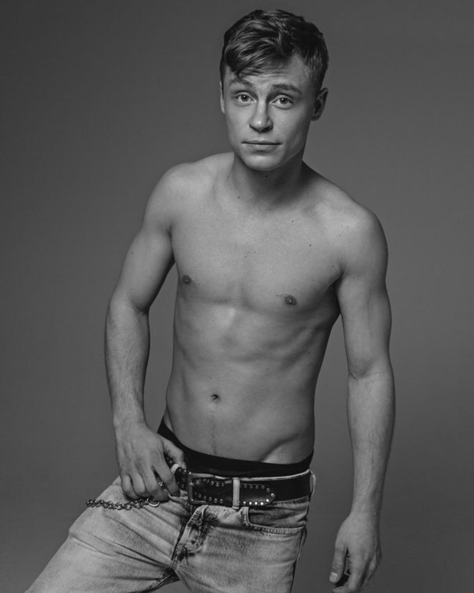 Максим Сподаренко