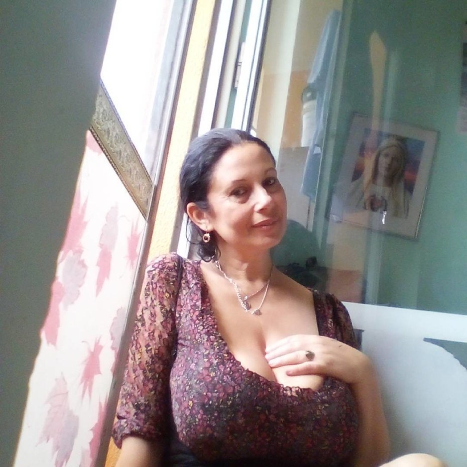 Эмилия ди Джованни грудь