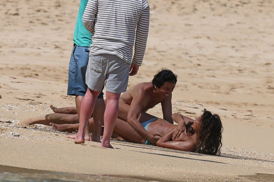 Ирина Шайхлисламова ню