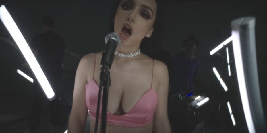 Страсть в постели gif