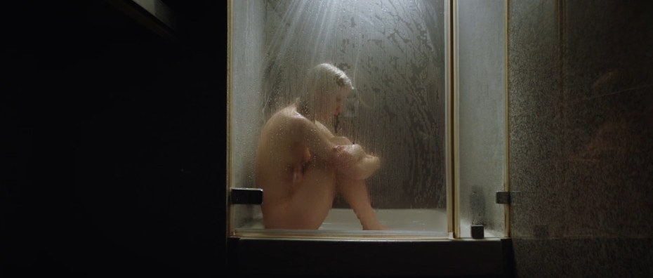 Лена Тронина голая Хэппи энд