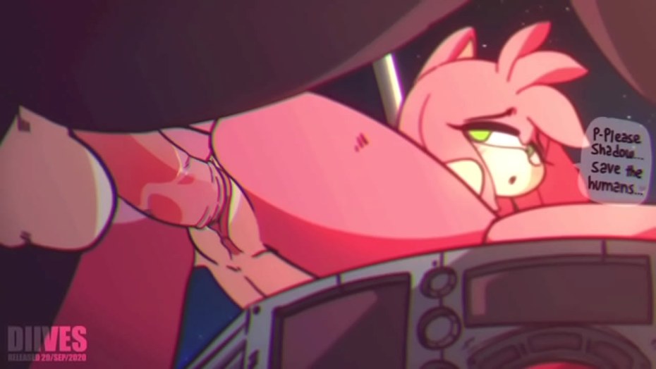 Эмми Роуз большие сиськи