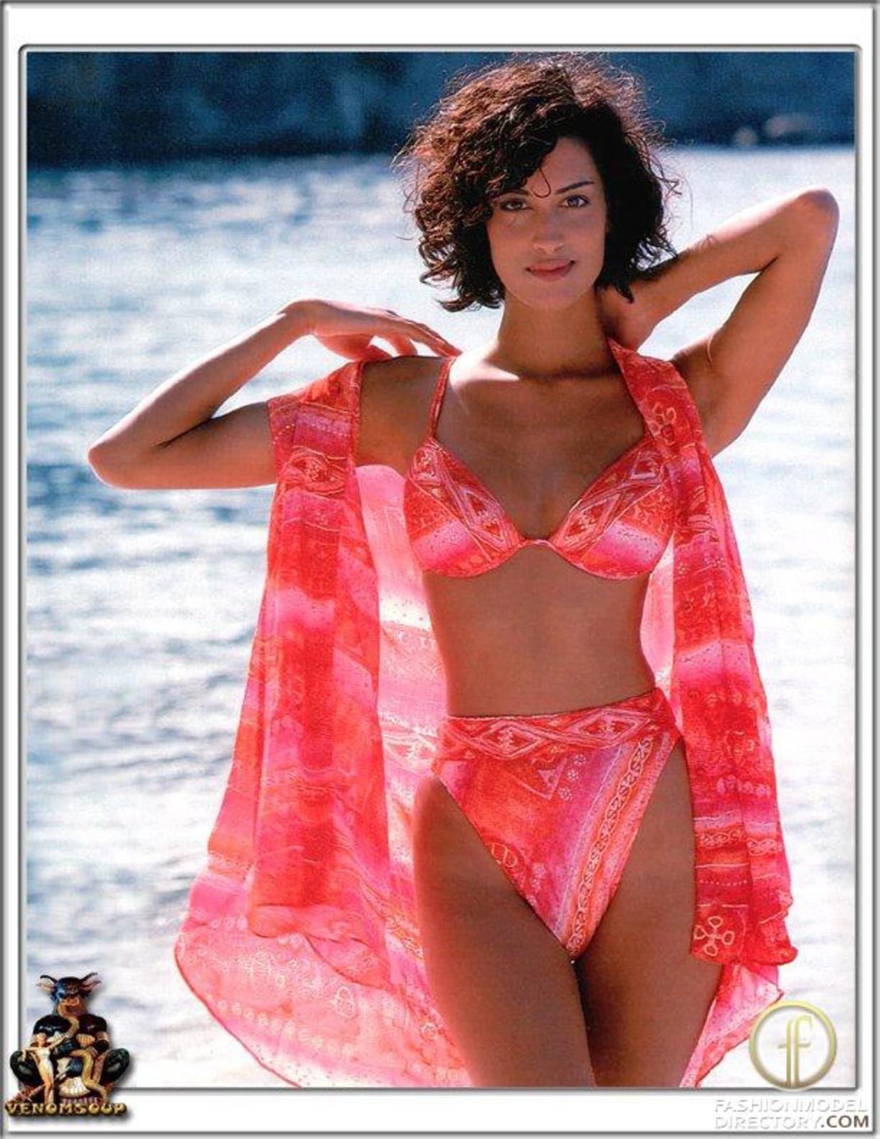 Ясмин Гаури - Yasmeen Ghauri