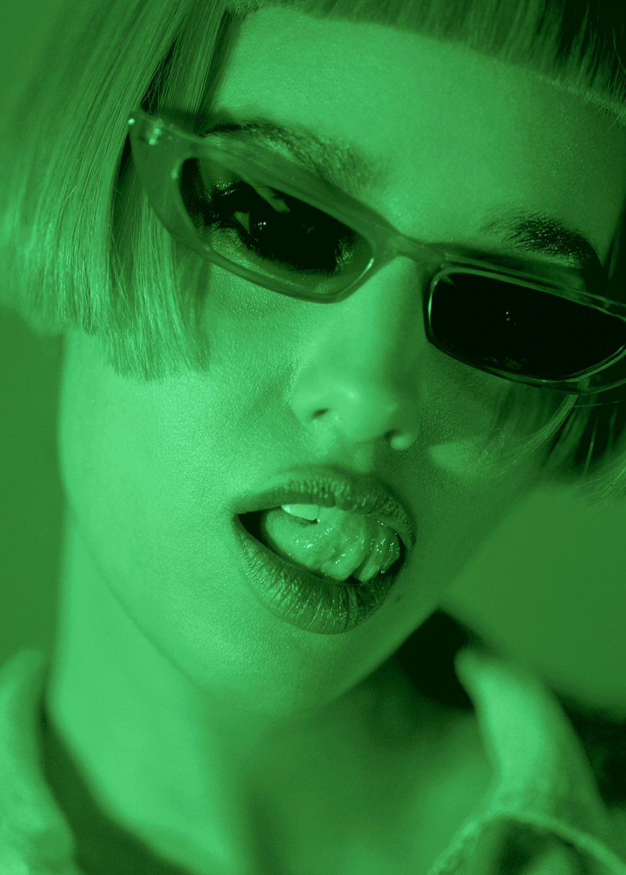 Tommy Genesis картины