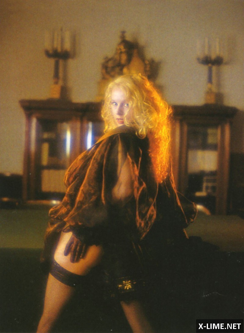 Елена Кондулайнен голая