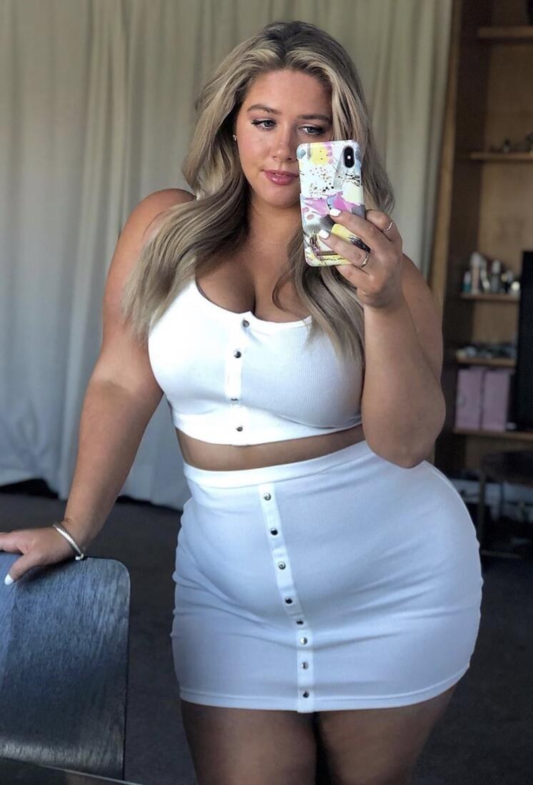 Эллана Брайан плюс сайзвбрюках