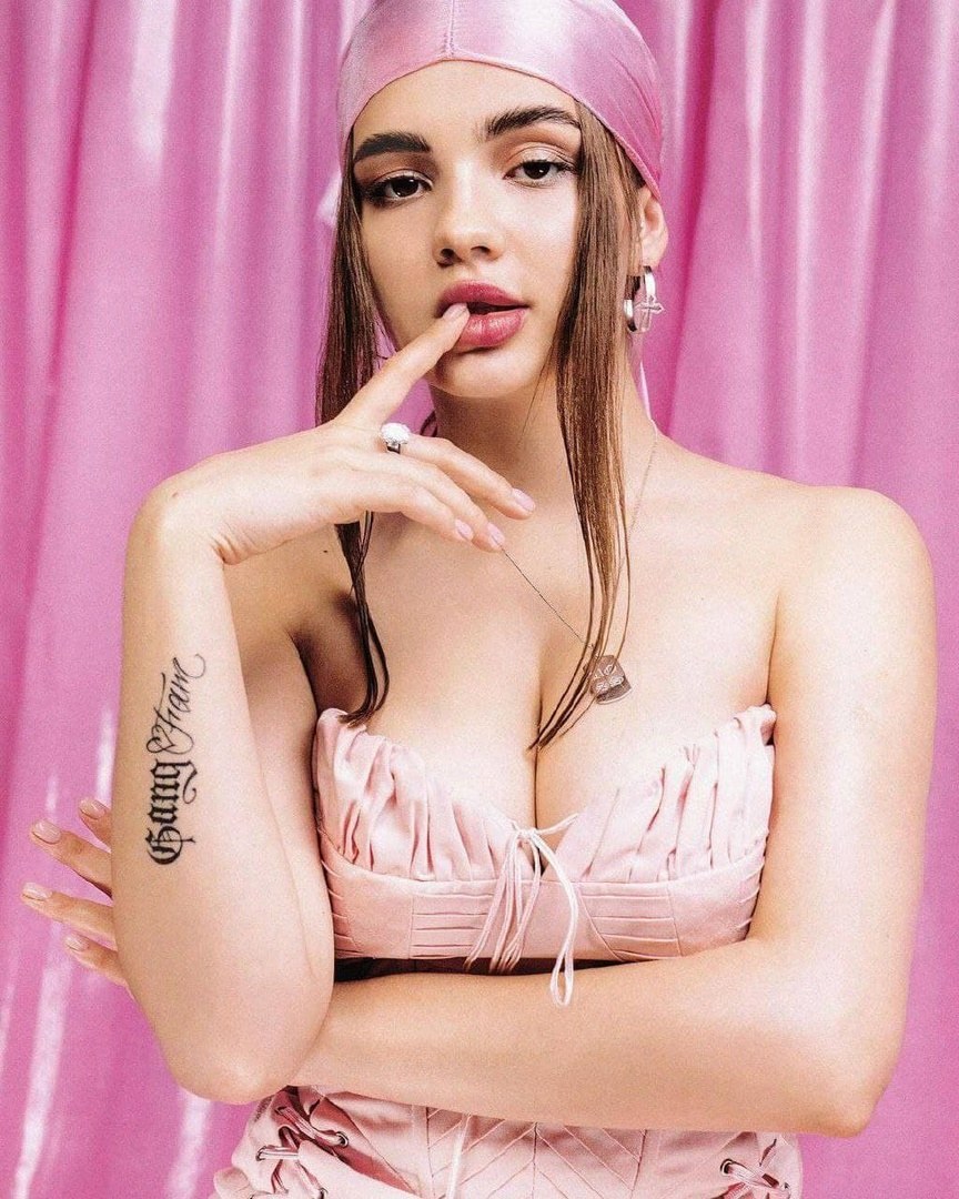 Жулиана паес в купальнике