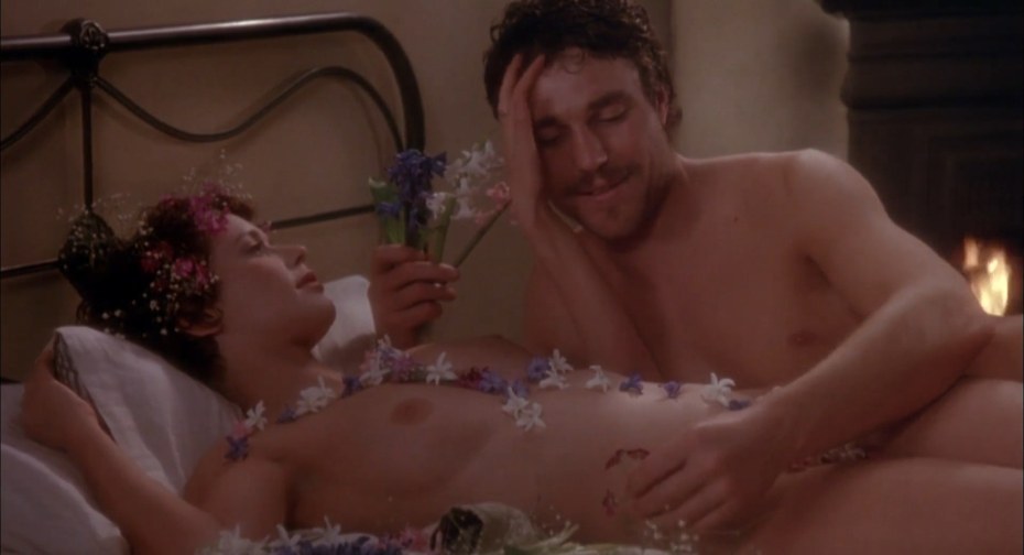 Эммануэль Сильвия Кристель 1974 ню