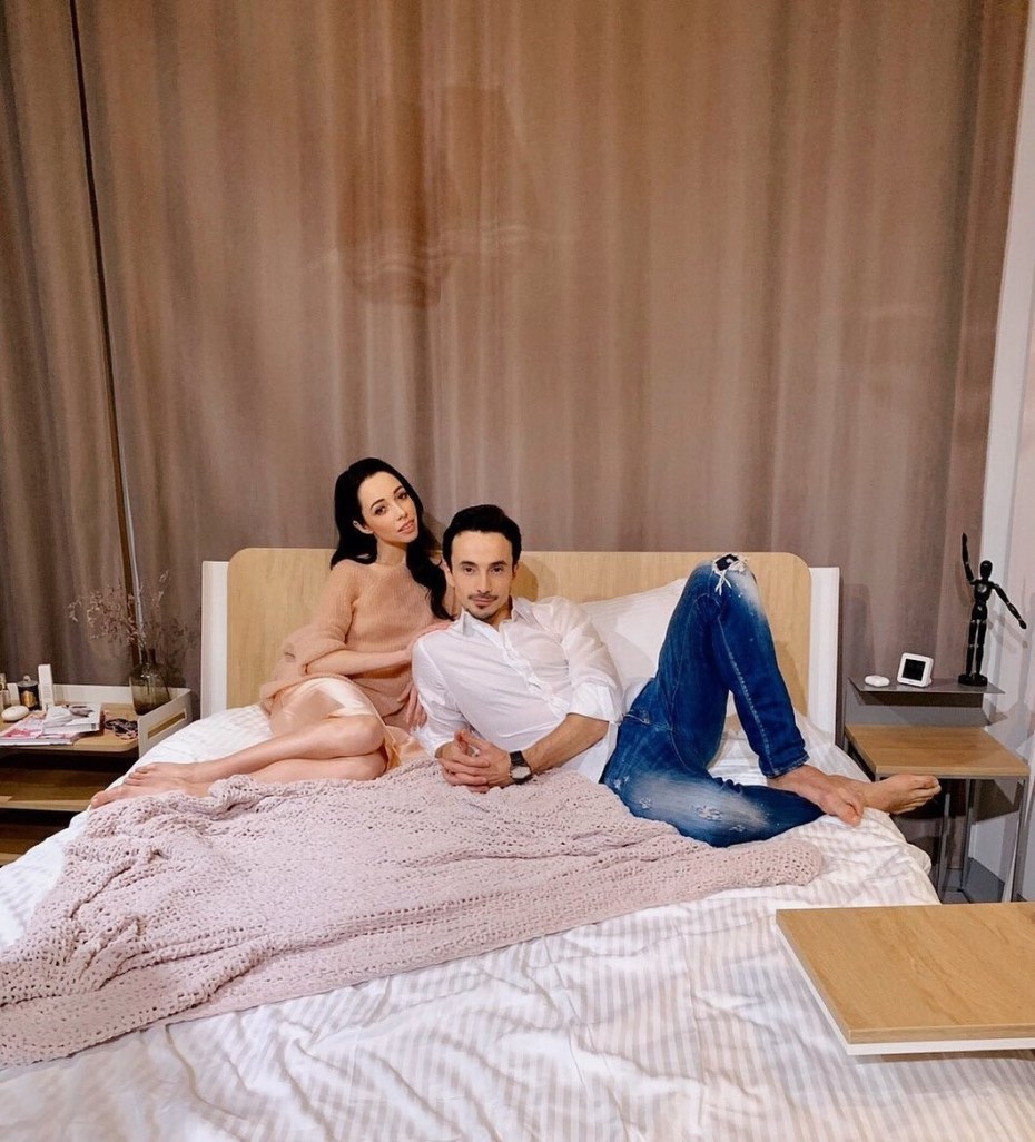 Екатерина Кухар topless