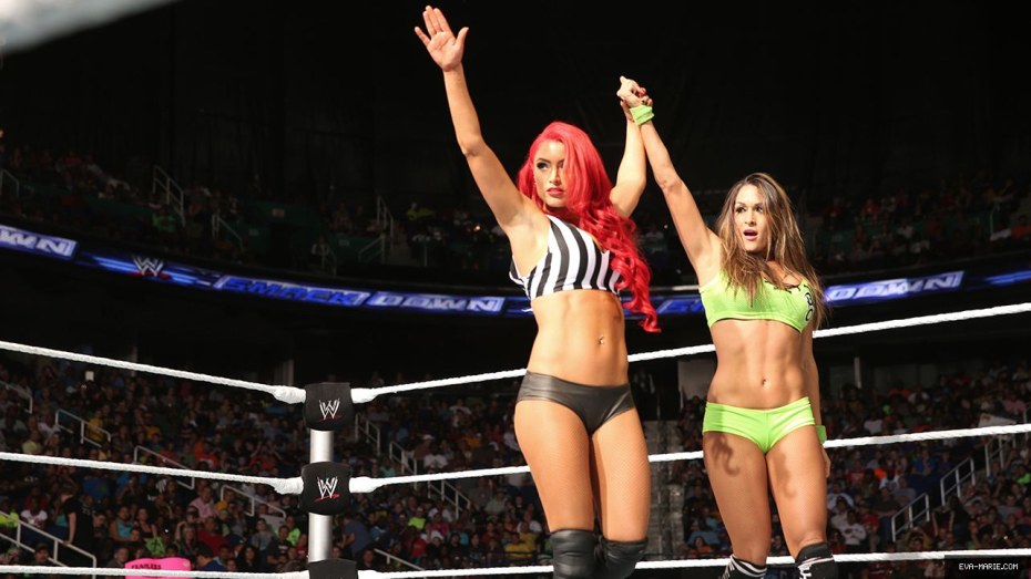 Саша Бэнкс женщины-рестлеры