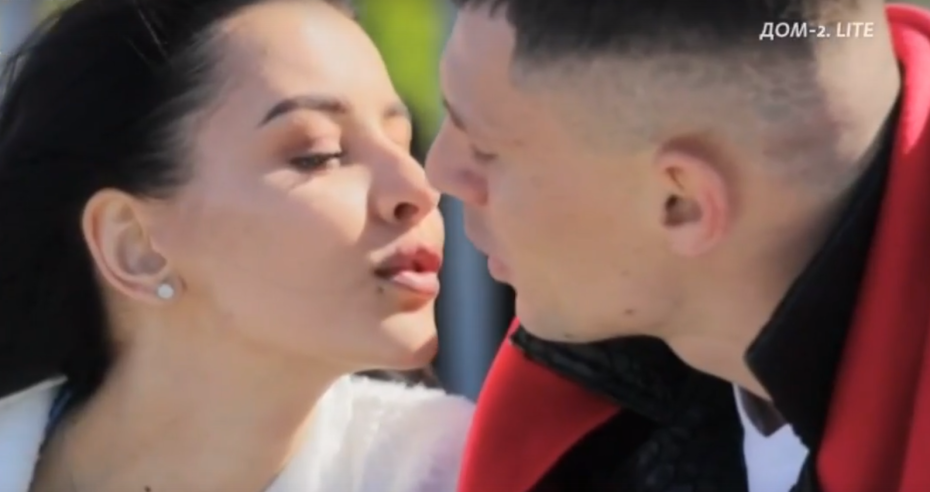 Интимных фотографий знакомой