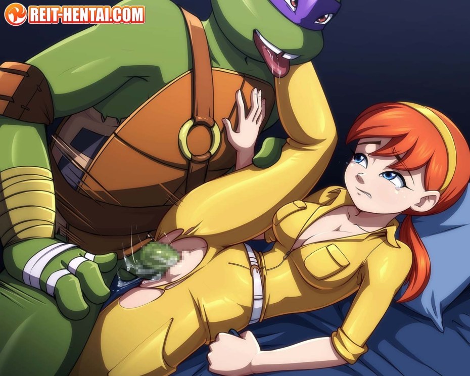 Голая порноактриса April o’Neil