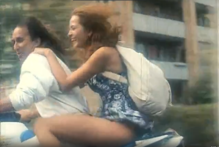 Ольга Кабо на мотоцикле