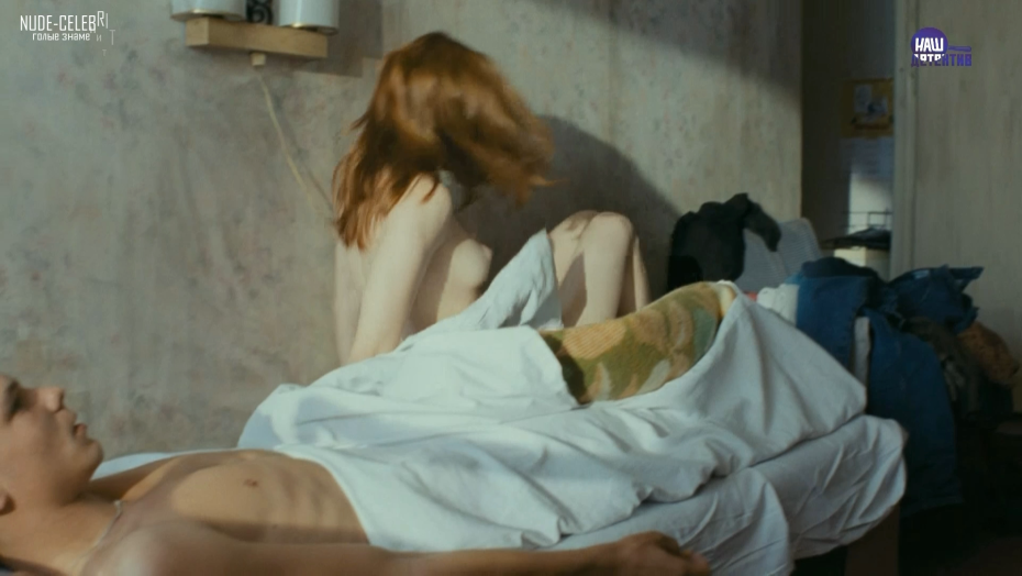 Виктория Смирнова война голая