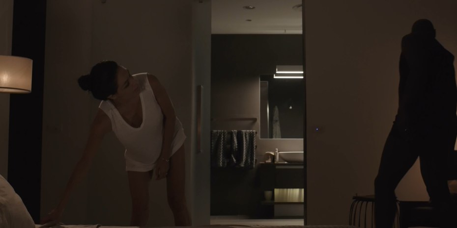 Модель Nina James эротические