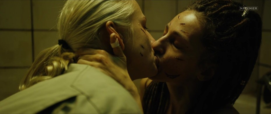 21 Sextreme présente young Gigolo avec Anastasia 4к скачять