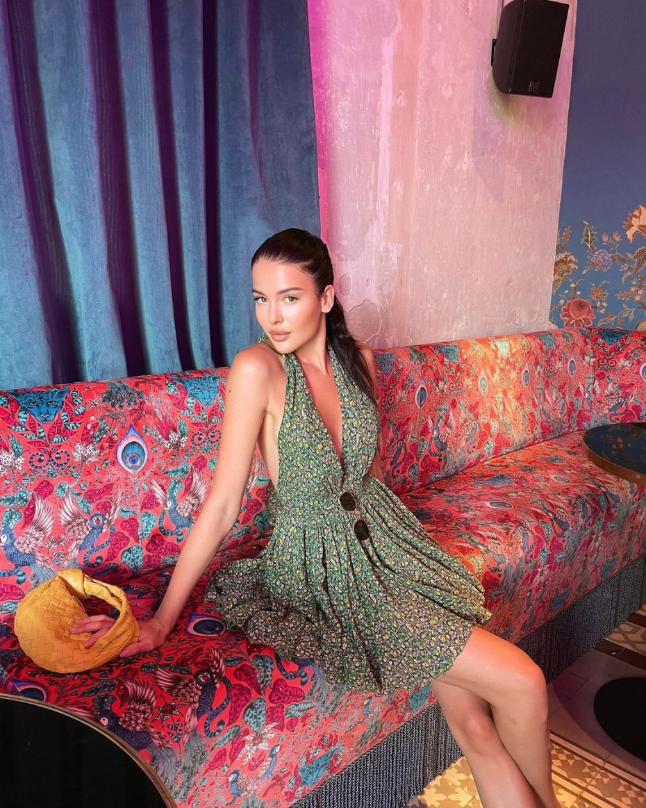 Актриса Ксения Мишина ню