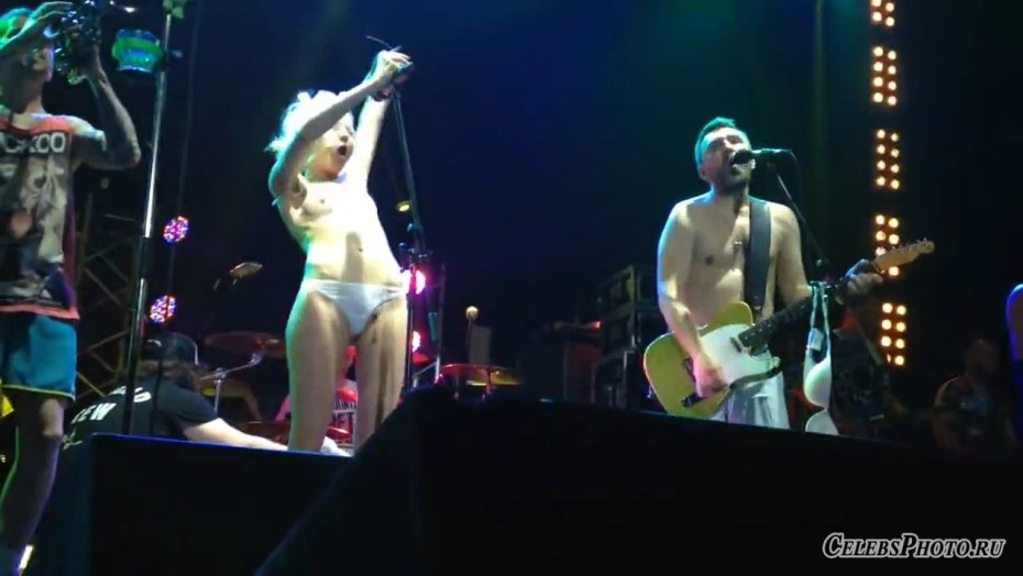 Алиса Вокс горячие