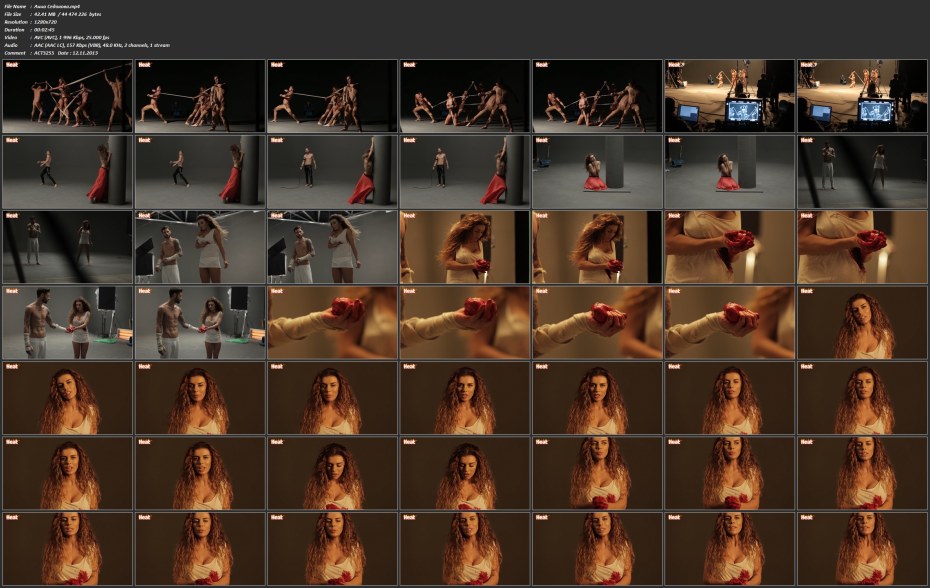 Анна Седокова в кровати