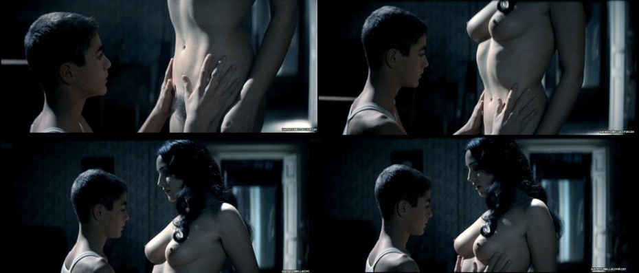 Малена 2000 Моника голая