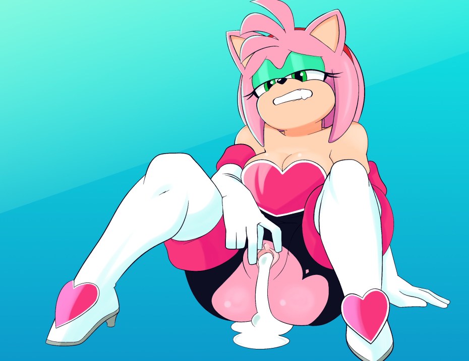 Зрелая Эми Гудхед в чулках голая