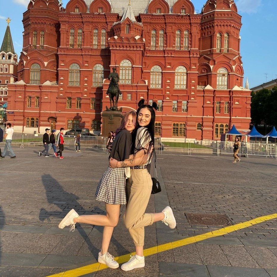 Блоггер Настя туман