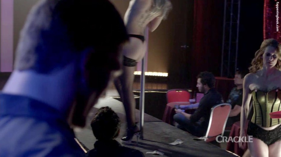 Лора Кайюэтт в молодости