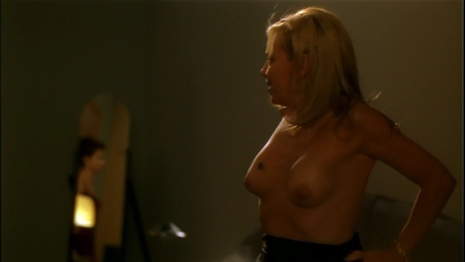 Лора Линни Озарк голая