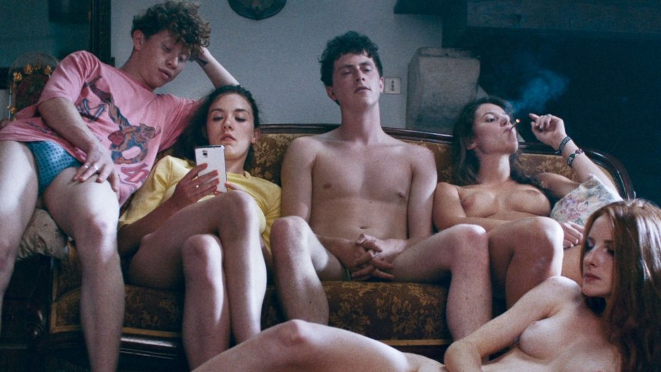 Молодые в эротических фильмах