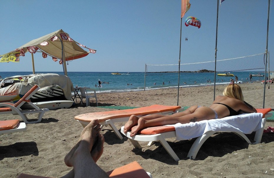 Анальный трах на пляже