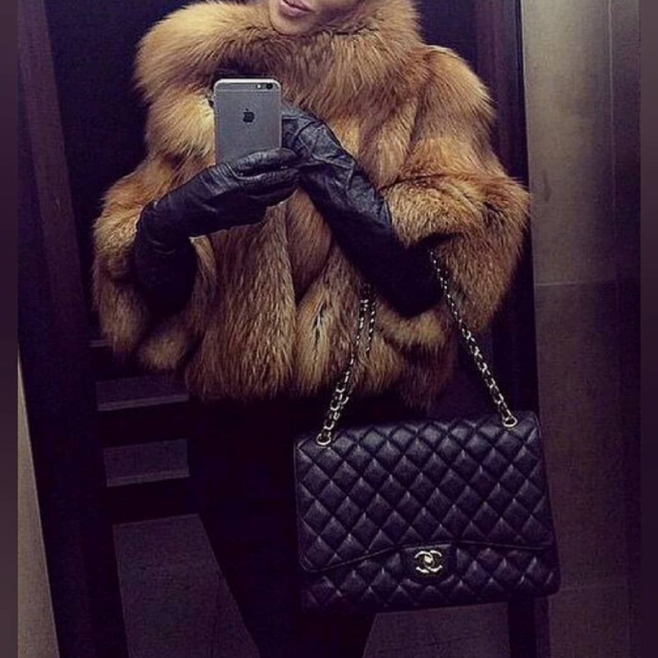 Эротический анал в одежде